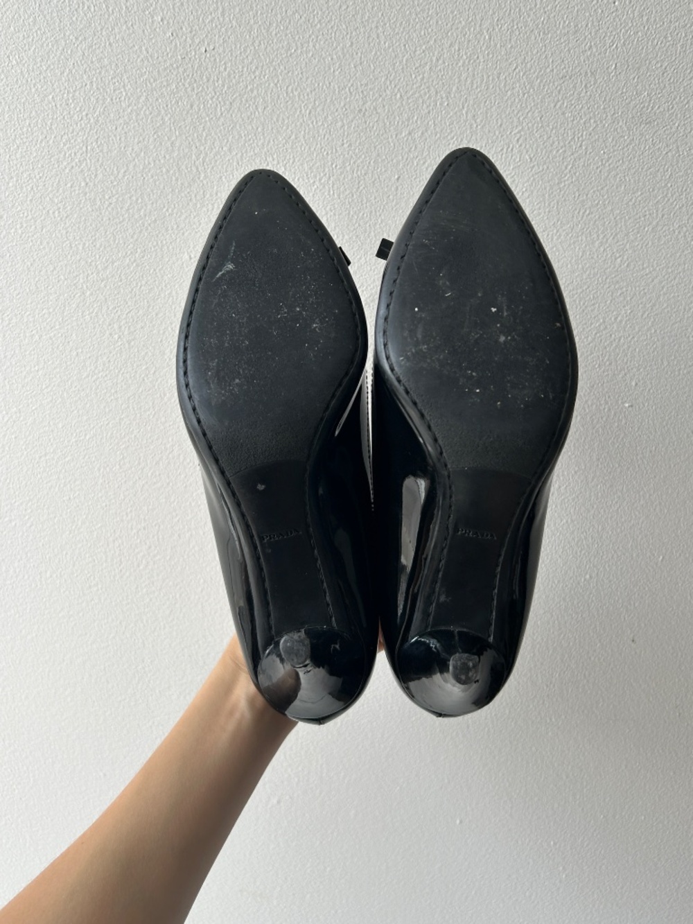 PRADA black kitten heels with bow *AUTHENTICATED* - Picture 6 of 8